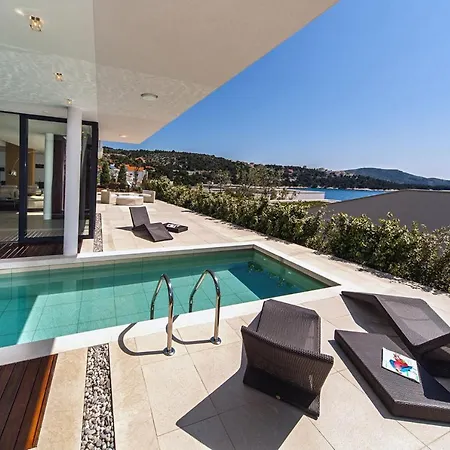 Villa Plaza V Primošten
